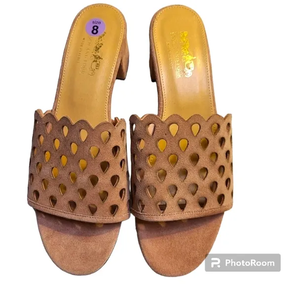 Coach and Four Size 8 Pink Genuine Suede Block Heel Slip-on Sandals Boho Hippie