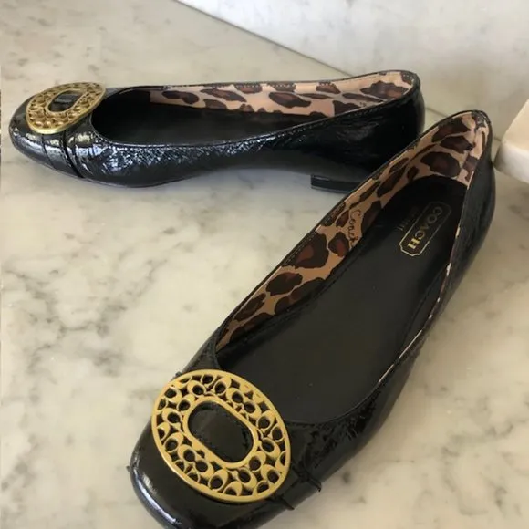 COACH Black Ballerina Flats Decorative C Logo on Toe 7.5B RARE