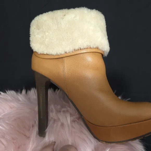 Coach Shearling Boots Apple Leather High Heel Luggage Brown Size 6.5