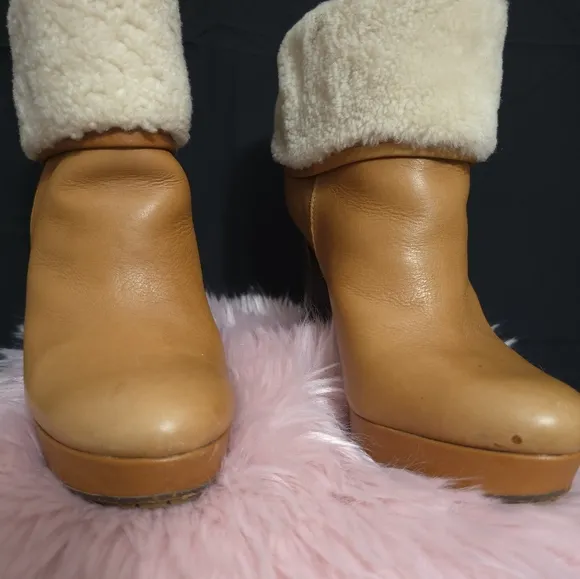 Coach Shearling Boots Apple Leather High Heel Luggage Brown Size 6.5