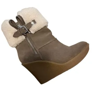 Coach Shearling Lined Platform Wedge Boots Size 7 NEW