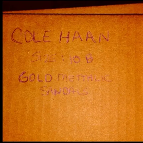 👣Cole Haan👣 Soft Gold Metallic  Cloudfeel Leather footwear