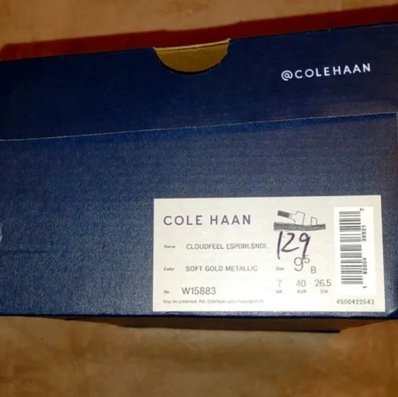 👣Cole Haan👣 Soft Gold Metallic  Cloudfeel Leather footwear