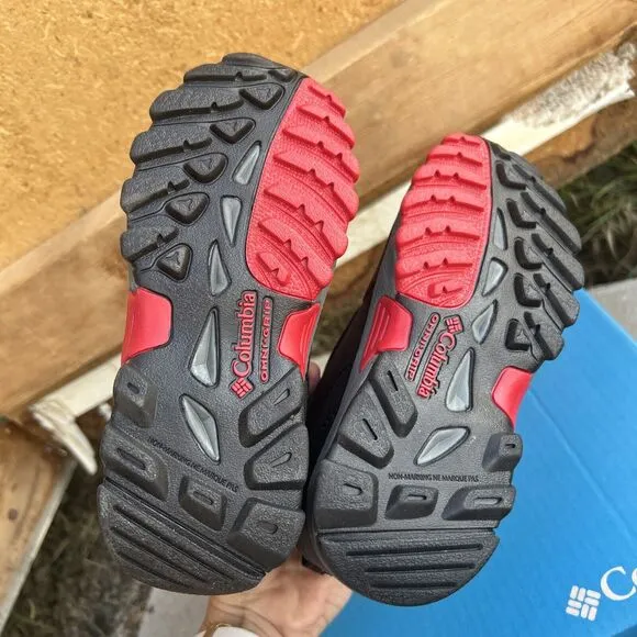 Columbia Kids Newton Ridge™ Children’s Black Red Hiking Boots Size 13 Waterproof