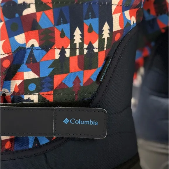 Columbia youth Powderbug Plus Il Print‎ Snow Boot-Girls Size 5