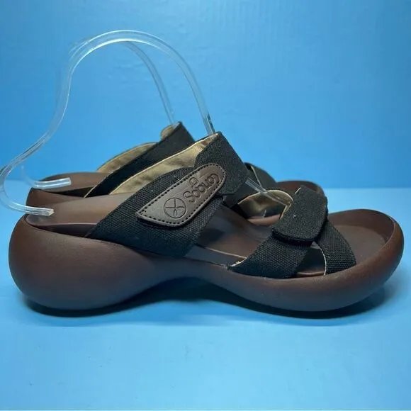 Congos Womens Half Moon Heel Arch Support Sandals in Black 9