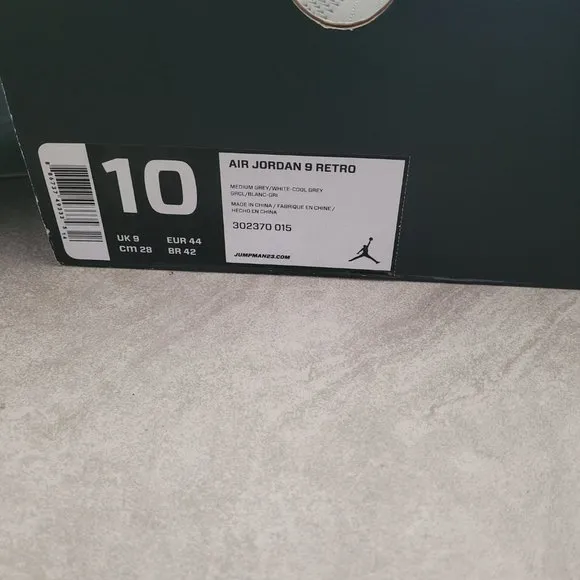 Cool Grey Retro 9 Jordan sz 10