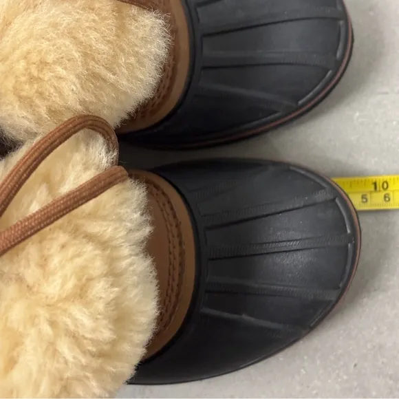 Crocs‎ Womens All Cast II Luxe Snow Boots Sz5 Waterproof Duck Lace Up Gorpcore