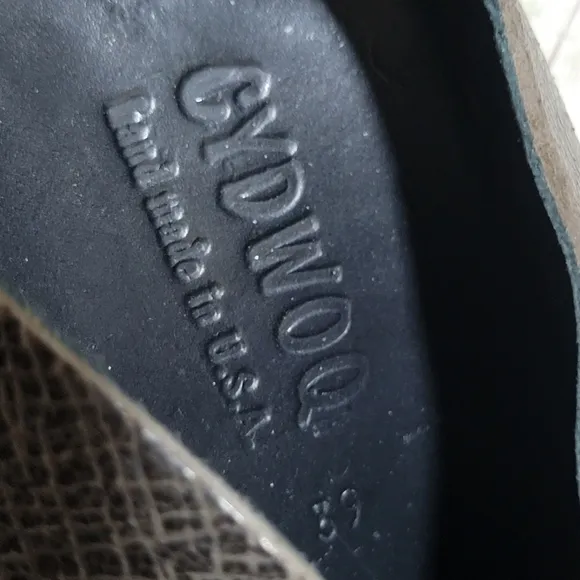 Cydwoq Blend Loafers