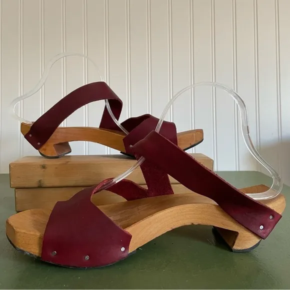 CYDWOQ REVOLT Wood Soled Sandals with Veg Dyed Red Leather Straps *USA Made*