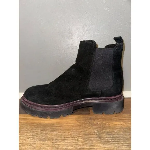 Danessa Black Leather Suede Chelsea Lug Sole Boots- Made in Portugal  Size 39/ 8