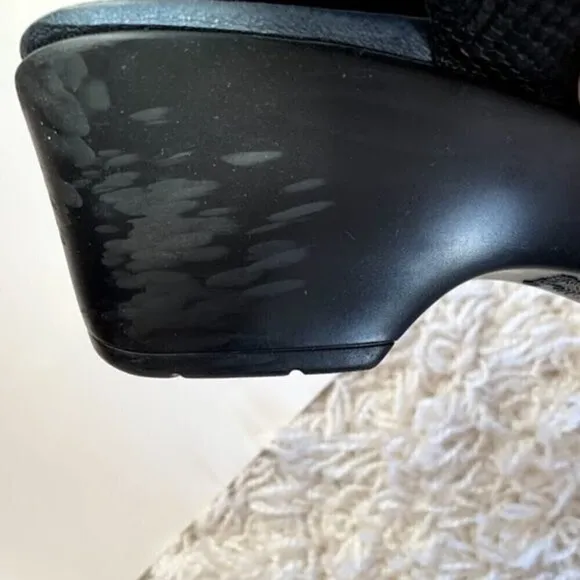 Dansko Jacinda Black Leather Snakeskin Wedge Strappy Sandals