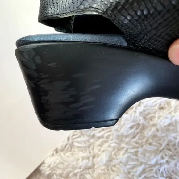 Dansko Jacinda Black Leather Snakeskin Wedge Strappy Sandals