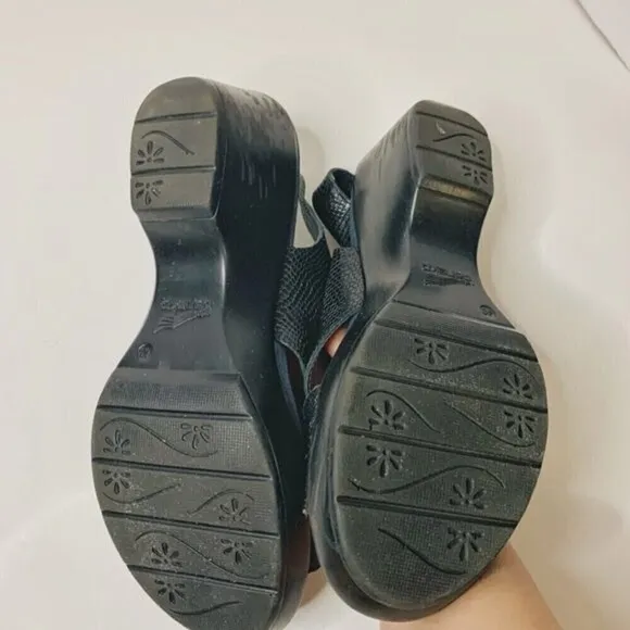 Dansko Jacinda Black Leather Snakeskin Wedge Strappy Sandals