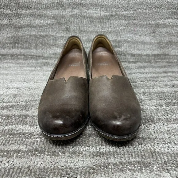 Dansko Liliana Brown Leather Slip On Almond Toe Loafer Shoes Sz 8 US 38 EU