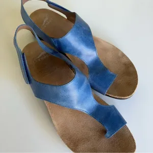 Dansko Reece sandal women sz 40 blue leather upper comfort shoe Velcro closure