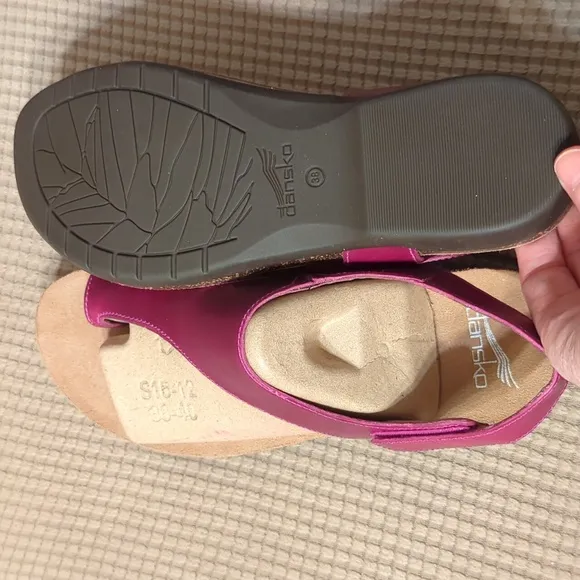 Dansko Reece Sandals NWOB