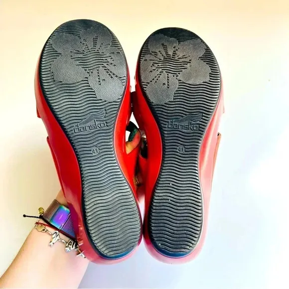 Dansko Sophie Arch Support Leather Wedge Sandals