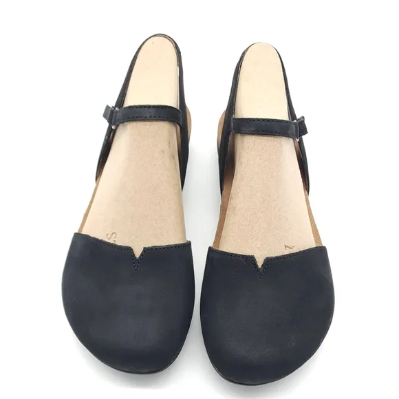 Dansko Women's Rowan Nubuck Black Sandals Closed Toe Size 39 US 9