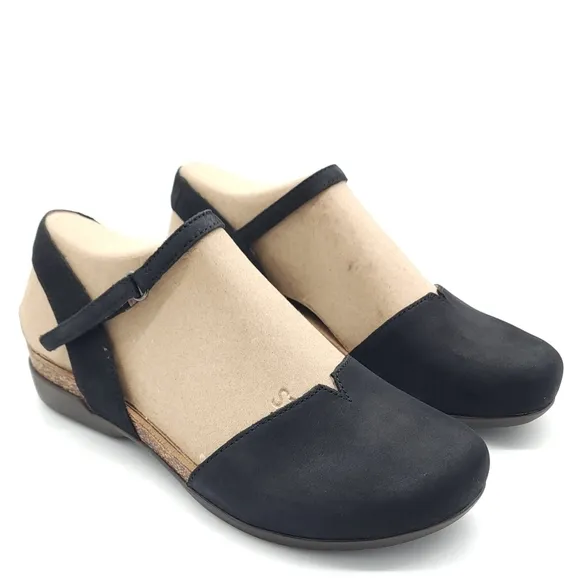 Dansko Women's Rowan Nubuck Black Sandals Closed Toe Size 39 US 9