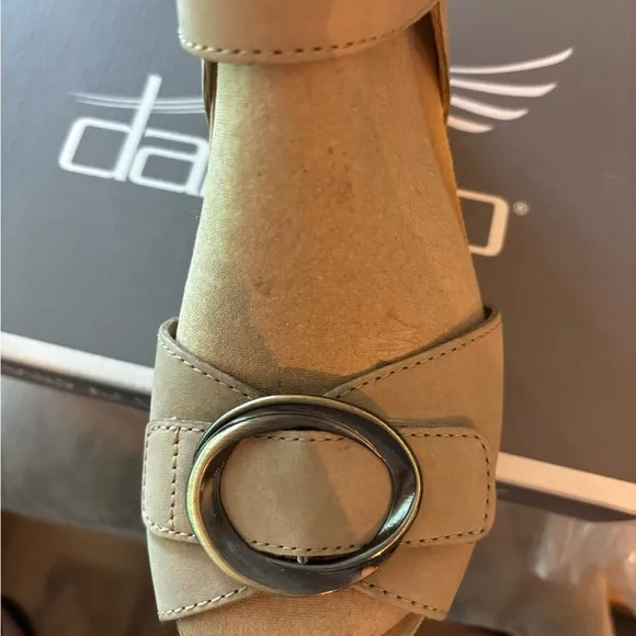 Dansko Women's Tan Wedge Sandals