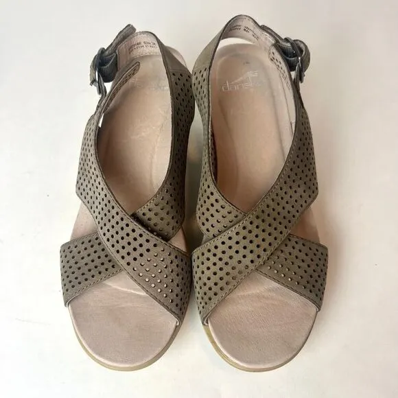 Dansko Women's Jacinda Platform Slingback Sandals Walnut Nubuck Sz 8.5-9