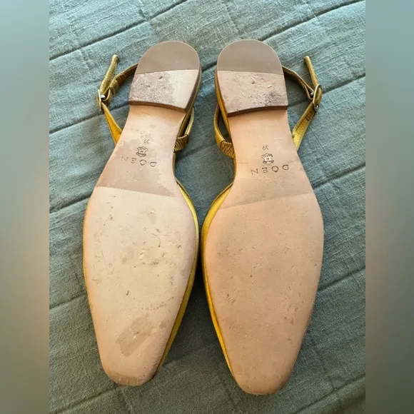 Doen Golden Satin Flats Strap Slingback Closed Toe Size 39 US 9/9.5 Womens EUC