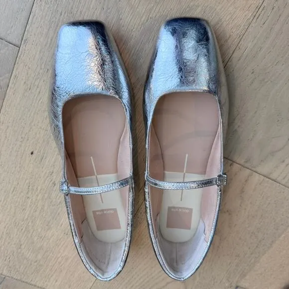Dolce Vita Women's Reyes Mary Jane Flats Silver size 8