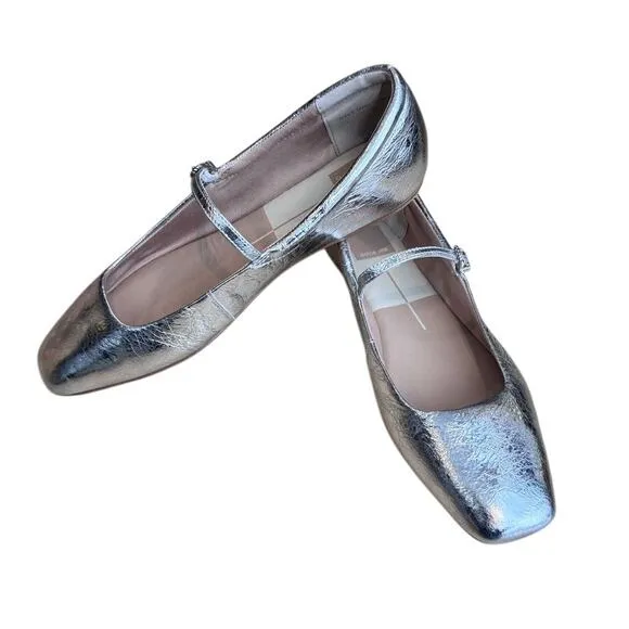 Dolce Vita Women's Reyes Mary Jane Flats Silver size 8
