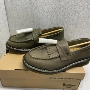 Dr. Martens Adrian Loafers – Men’s Size 7 – Khaki Brown – Open Box