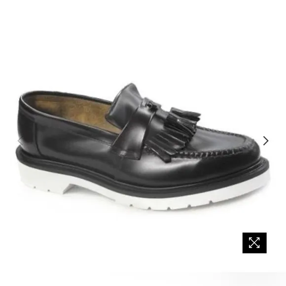 Dr. Martens Edison Tassel Loafers Oxfords in Air Wair/Soft Wair Soles in Black