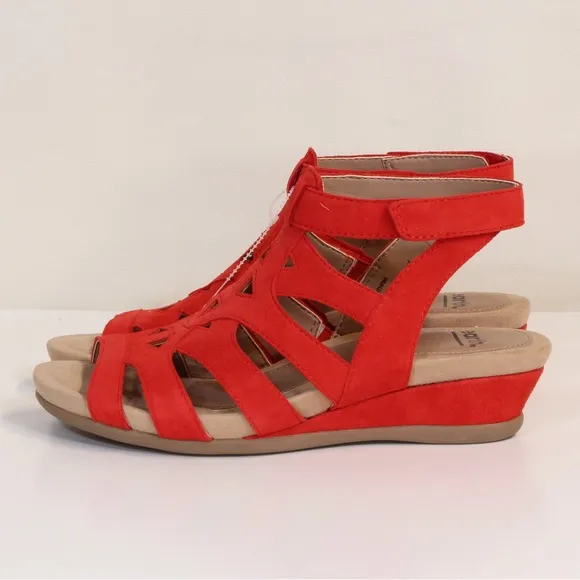 Earth Pisa Chatham Spicy Red Suede Open Toe Gladiator Sandal NWT NIB