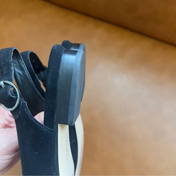 Earth Ursula Sz 6 Slingback Closed Toe Shoes Flats Sandals Suede Leather Black
