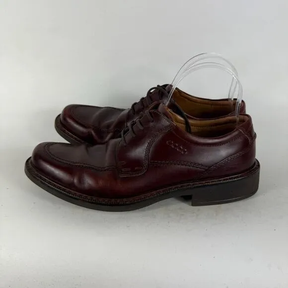 Ecco Austin Oxford Men's 8.5 Maroon Leather Apron Toe Lace-Up Low Top Block Heel