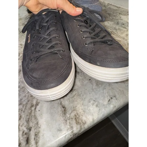 Ecco‎ Casual Sneakers, Men's Size 11 Black MSRP $150 Suede