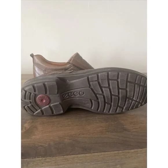 ECCO  Men's Slip‎ on Loafers Shoes - Cocoa Brown, Size 9-9.5. 43 EU