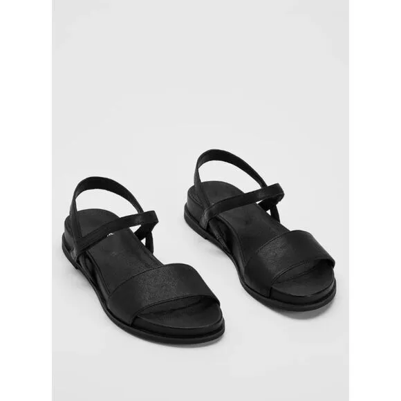 EUC Eileen Fisher Demo Black Leather Ankle-Strap Sandal Sz 11