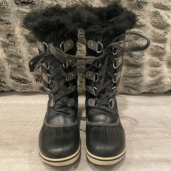 EUC Sorel Kids Tofino II Snow Boots