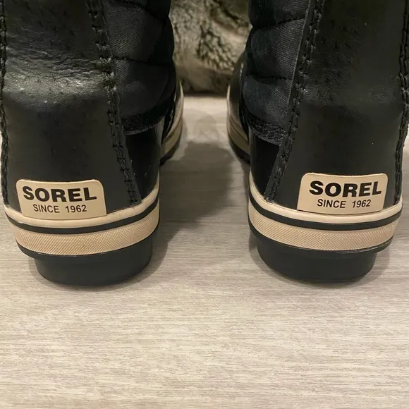 EUC Sorel Kids Tofino II Snow Boots