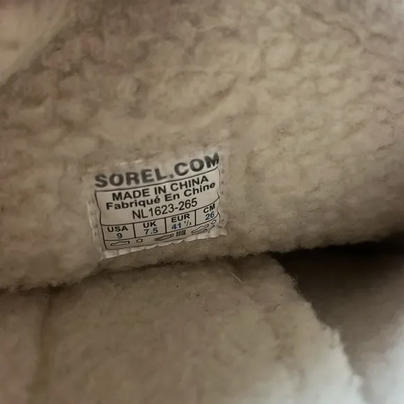 EUC Sorel tall plaid suede leather tan &amp; brown round toe Sherpa lined boots 9