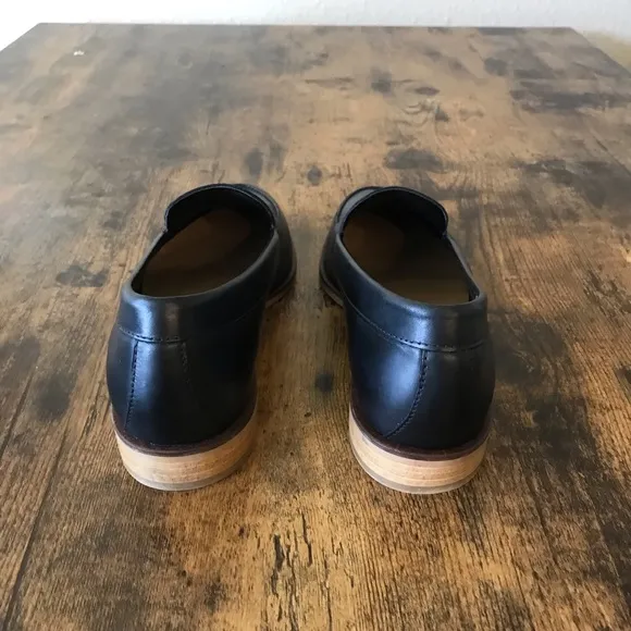 Everlane Black Leather Modern Loafer - New, size 6