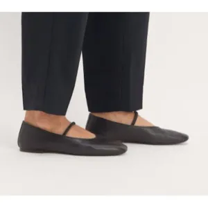 Everlane Day Mary Jane Leather Flats Women's Size: 9 Black Square Toe