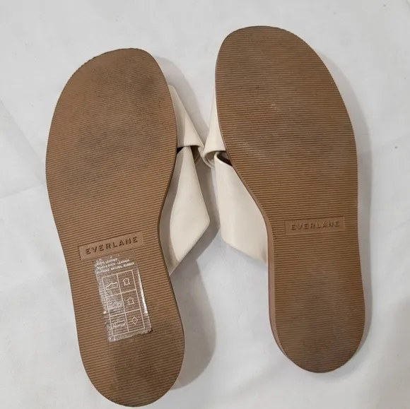 Everlane The Day Crossover Sandal In Cream Women's Size 6.5 Leather Slip On
