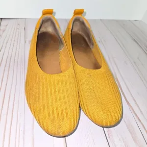 Everlane Women's Reknit Fabric Ribbed Knit The Day Glove Loafers (Mustard) Sz 7
