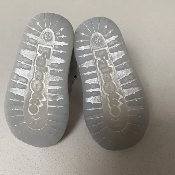 Falcatto baby girl sandals