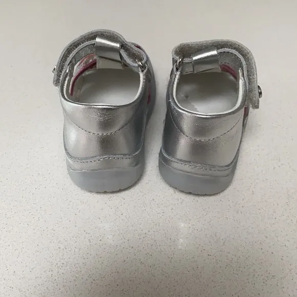 Falcatto baby girl sandals