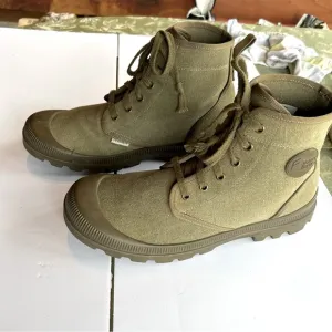 Farm Blue Men's Ranger Khaki Boots High Top Hiking Shoes Size 12.