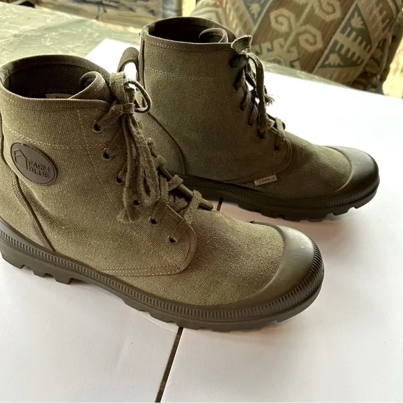 Farm Blue Men's Ranger Khaki Boots High Top Hiking Shoes Size 12.