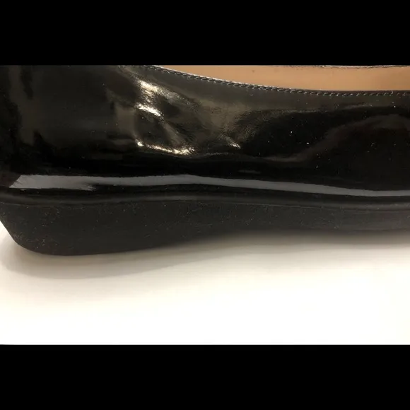 Ferragamo Black Flats/ women