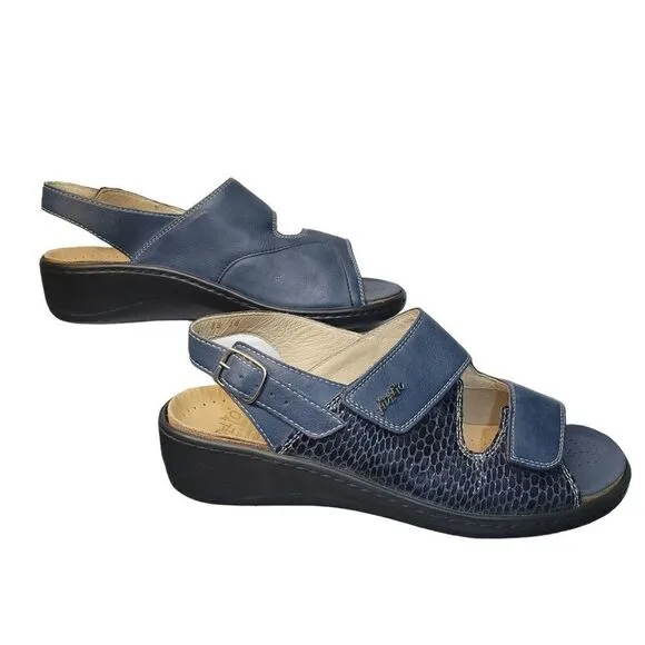 Fidelio Fabia 2-Strap With Back Strap Sandals (Size 7.5)